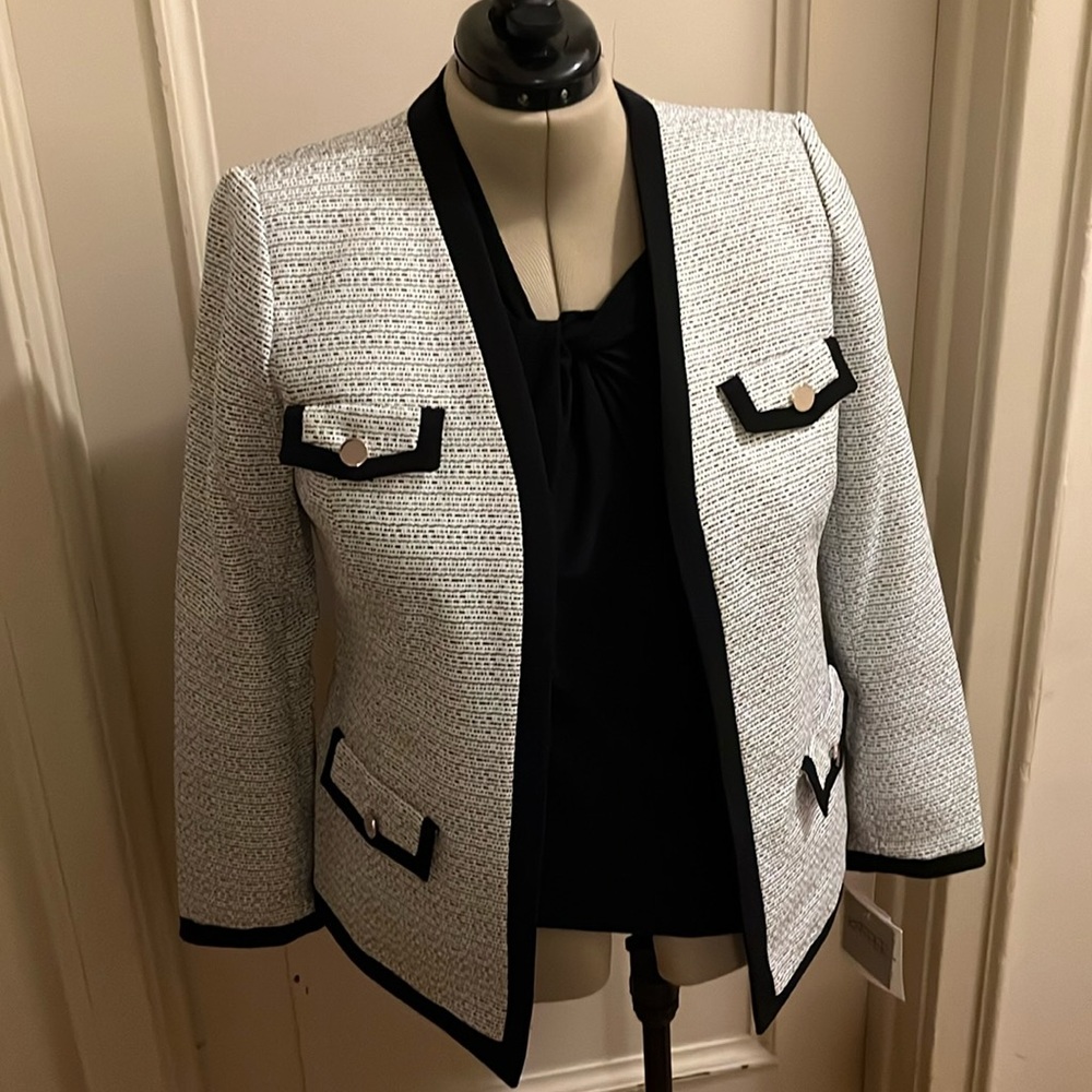 Ladies open front blazer